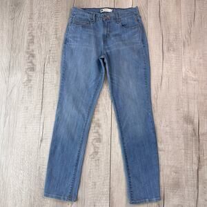 Levi's 515 Bootcut Light Wash Denim Jeans Womens Sz 6 Mid Rise Embroidery WPL423